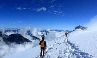 为勇攀高峰者点赞 为勇攀高峰者点赞